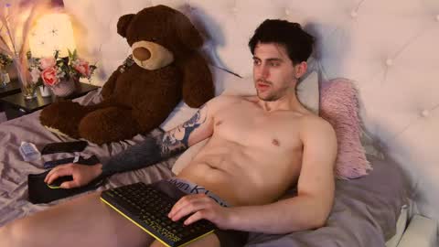 Snapshot of teasememartin chatting on 03/20/26, 10:03 Martin online show from 03/20/26, 10:03