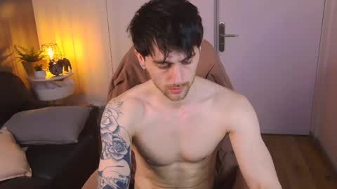 Snapshot of teasememartin chatting on 03/25/26, 05:24 Martin online show from 03/25/26, 05:24