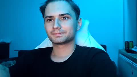 Snapshot of teasenova chatting on 10/12/25, 06:18 Vlad online show from 10/12/25, 06:18