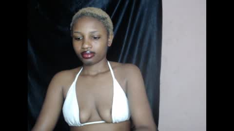 Snapshot of teasexkitty chatting on 07/15/26, 11:21 teasexkitty online show from 07/15/26, 11:21