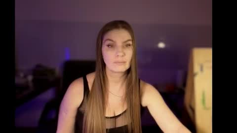 Snapshot of teasingelly chatting on 11/03/25, 02:18 teasingelly online show from 11/03/25, 02:18