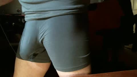 Snapshot of techloot chatting on 11/07/25, 12:43 techloot online show from 11/07/25, 12:43