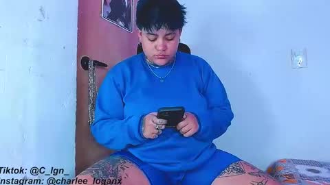 Snapshot of techno_420 chatting on 01/03/25, 03:05 Charlee He online show from 01/03/25, 03:05