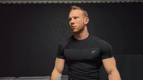 Snapshot of technohotgod chatting on 11/21/25, 05:28 Andy Psy online show from 11/21/25, 05:28