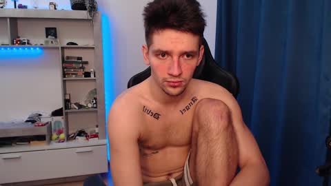 Snapshot of teddy_mode chatting on 02/06/25, 04:10 Teddy online show from 02/06/25, 04:10