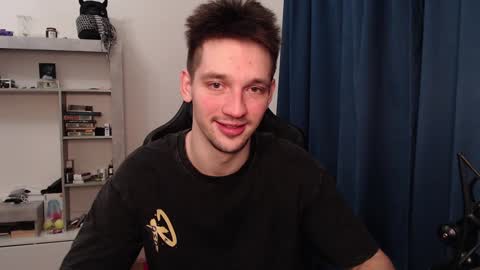 Snapshot of teddy_mode chatting on 02/07/25, 08:42 Teddy online show from 02/07/25, 08:42