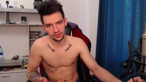 Snapshot of teddy_mode chatting on 02/16/25, 09:04 Teddy online show from 02/16/25, 09:04