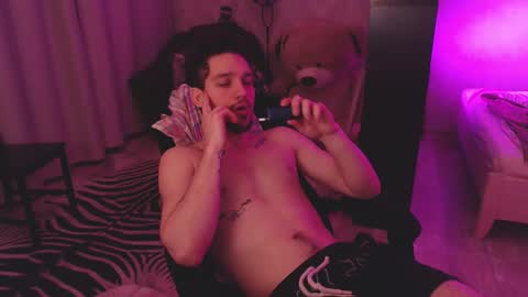 Snapshot of teddy_mode chatting on 03/03/25, 03:30 Teddy online show from 03/03/25, 03:30