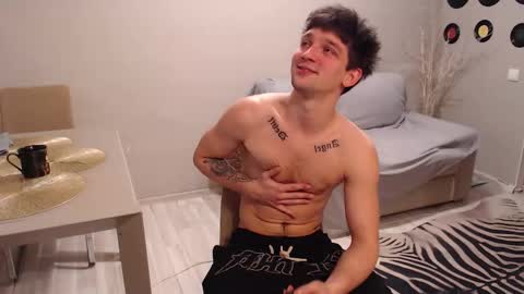 Snapshot of teddy_mode chatting on 10/22/25, 06:07 Teddy online show from 10/22/25, 06:07