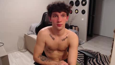 Snapshot of teddy_mode chatting on 11/09/25, 06:50 Teddy online show from 11/09/25, 06:50