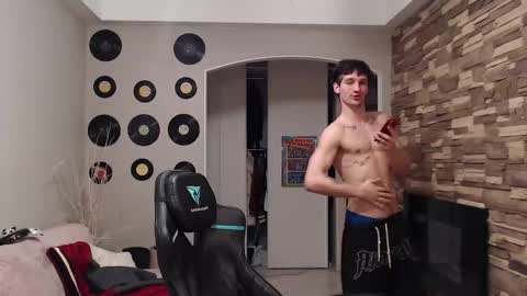 Snapshot of teddy_mode chatting on 11/17/25, 12:49 Teddy online show from 11/17/25, 12:49