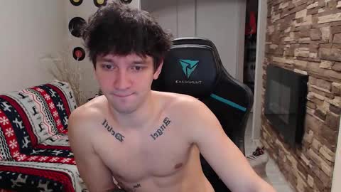 Snapshot of teddy_mode chatting on 12/03/25, 07:16 Teddy online show from 12/03/25, 07:16