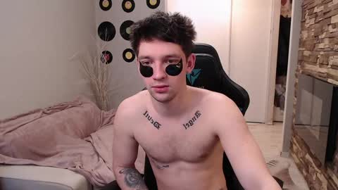 Teddy online show from 04/19/26, 08:46