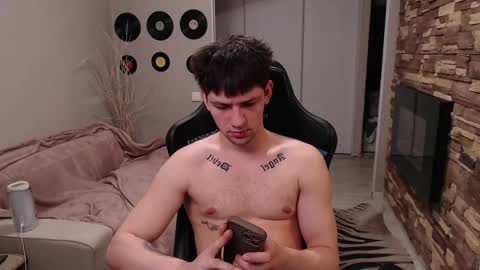 Teddy online show from 04/19/26, 06:10