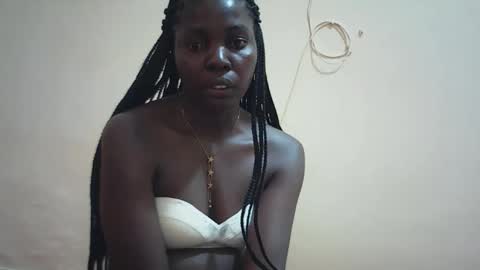 teddyquinsly28 online show from 04/19/26, 12:37