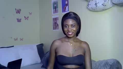 Nicole online show from 04/07/26, 03:45