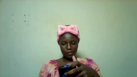 Snapshot of tee_kaicy chatting on 01/19/25, 02:06 kaicy online show from 01/19/25, 02:06