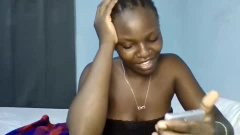 Snapshot of tee_kaicy chatting on 11/16/25, 06:46 kaicy online show from 11/16/25, 06:46