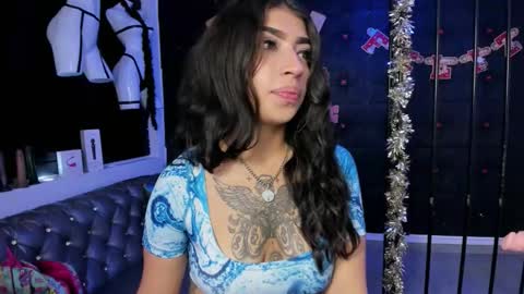 Tayloor online show from 12/17/25, 03:34