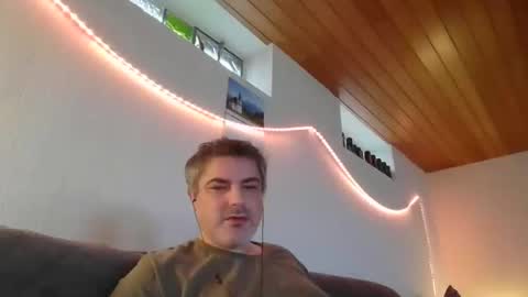 Peter online show from 02/22/25, 02:41