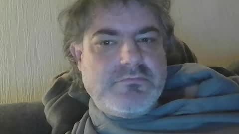 Snapshot of teeforyou chatting on 04/25/26, 09:56 Peter online show from 04/25/26, 09:56