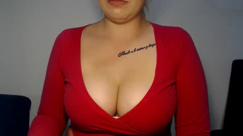 Teeyara  online show from 10/03/25, 06:16