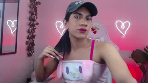 tefy_bratz online show from 02/05/25, 01:54