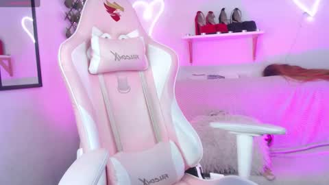 tefy_bratz online show from 02/11/25, 06:33