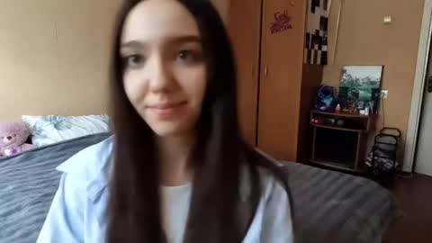 Kimi online show from 11/25/25, 12:38