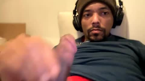 Snapshot of telecasted93 chatting on 12/22/24, 01:12 telecasted93 online show from 12/22/24, 01:12