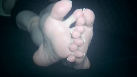 Viv West online show from 10/25/25, 03:36