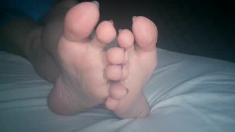 Viv West online show from 11/18/25, 03:01