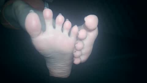 Viv West online show from 12/01/25, 03:22