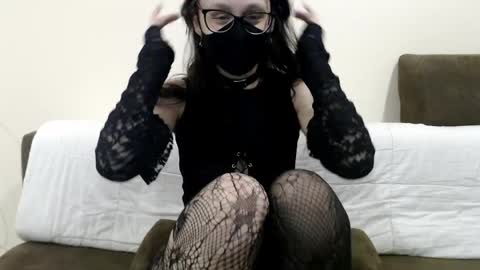ruth online show from 05/14/26, 04:36
