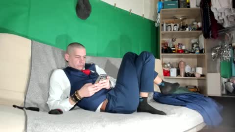 Virg Lszl online show from 02/03/26, 06:22