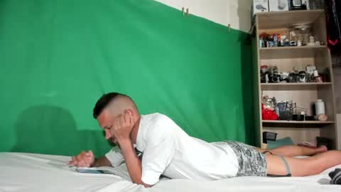 Virg Lszl online show from 06/11/26, 07:01