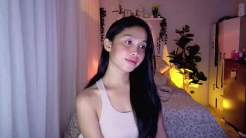 temptessa20 online show from 10/31/25, 04:13