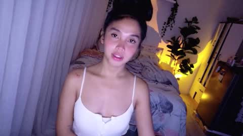 temptessa20 online show from 11/12/25, 07:57