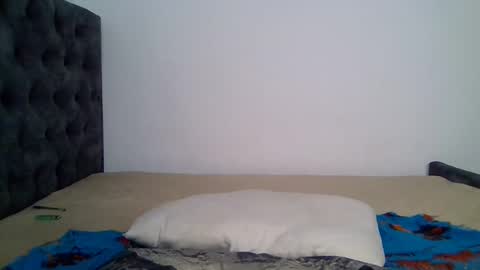 Snapshot of tempting_tiah chatting on 12/16/25, 03:11 tiah online show from 12/16/25, 03:11