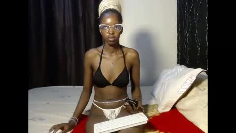 Snapshot of tempting_vibe chatting on 11/03/25, 09:59 tempting_vibe online show from 11/03/25, 09:59