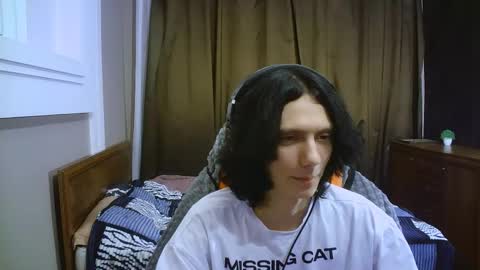 Snapshot of temptvelvet chatting on 10/29/25, 03:03 temptvelvet online show from 10/29/25, 03:03