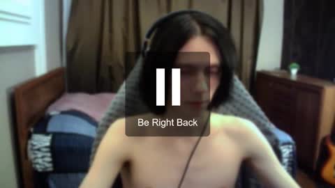 Snapshot of temptvelvet chatting on 12/02/25, 02:45 temptvelvet online show from 12/02/25, 02:45