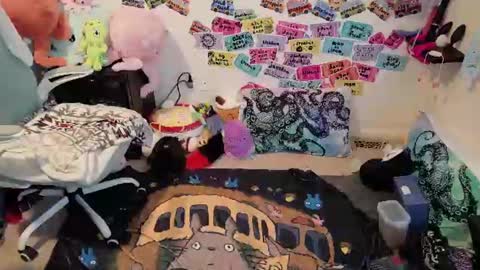 Snapshot of ten_tickle_pixie chatting on 07/10/26, 10:23 Pixie and Tentacle Overlord online show from 07/10/26, 10:23