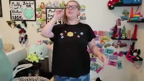 Snapshot of ten_tickle_pixie chatting on 07/17/26, 10:14 Pixie and Tentacle Overlord online show from 07/17/26, 10:14