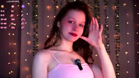 Snapshot of tender__beauty chatting on 07/17/26, 07:19 Hey Im Aneta online show from 07/17/26, 07:19