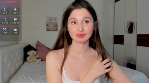 Snapshot of tender_babyy chatting on 12/12/24, 05:37 Sexy girl Li online show from 12/12/24, 05:37