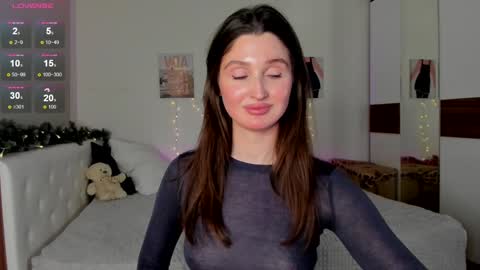 Snapshot of tender_babyy chatting on 12/22/24, 05:42 Sexy girl Li online show from 12/22/24, 05:42