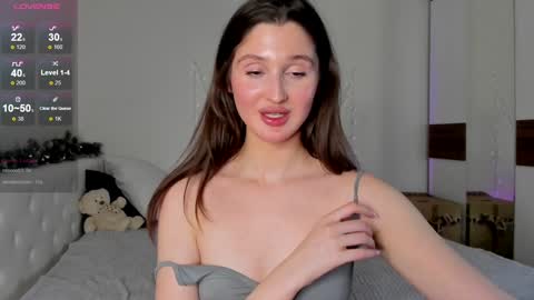 Snapshot of tender_babyy chatting on 12/26/24, 06:01 Sexy girl Li online show from 12/26/24, 06:01