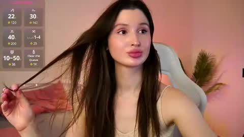 Snapshot of tender_babyy chatting on 03/03/25, 11:33 Sexy girl Li online show from 03/03/25, 11:33