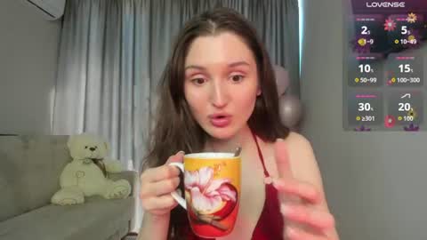 Snapshot of tender_babyyy chatting on 06/17/26, 12:07 Amina online show from 06/17/26, 12:07